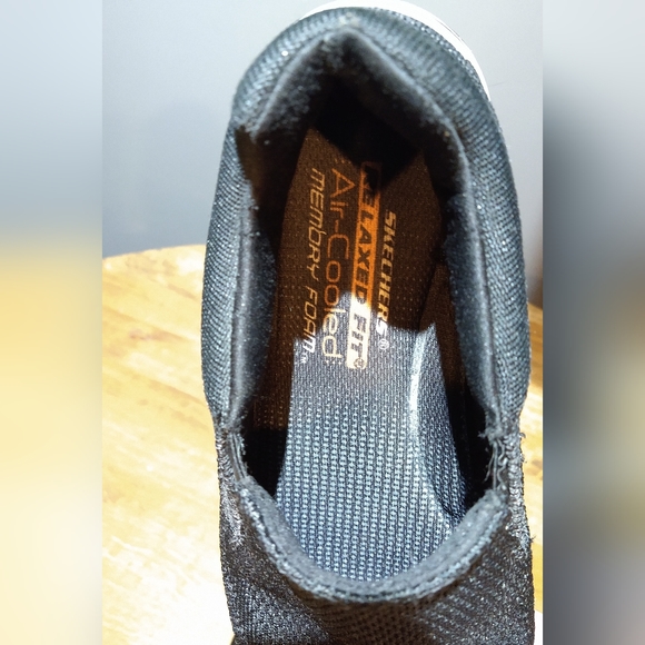 Skechers Relaxed Fit Memory Foam GOMEL Black Slip-On Mens Shoes Sz 11 Air Cooled - Picture 6 of 9